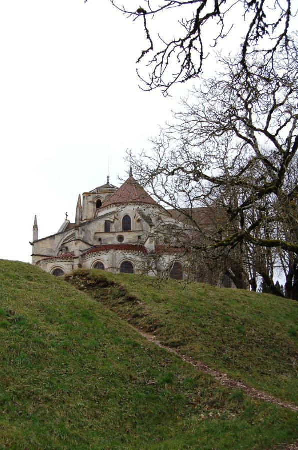 Musirosa Vézelay Exterior foto