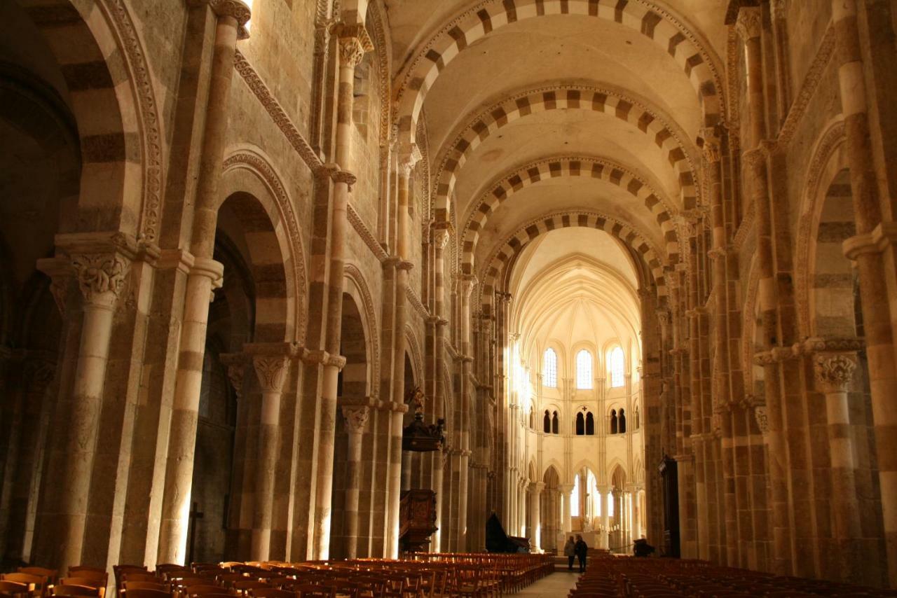 Musirosa Vézelay Exterior foto